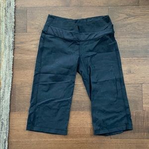 Lululemon crop capris